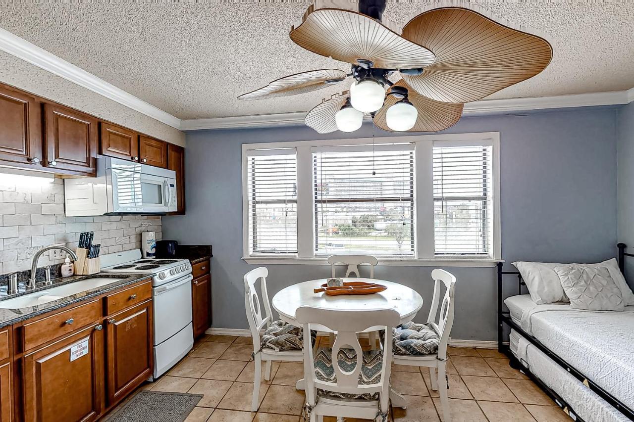The Inn At St. Thomas Square #1208A Panama City Beach Exterior photo